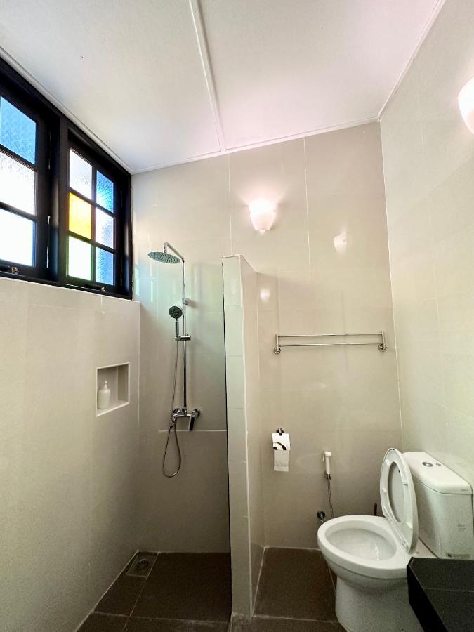 Madras Inn 58-1 Private Bathroom George Town Exterior photo
